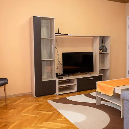 Апартаменти Spacious 3br In - Sea View By Flat Manаger *